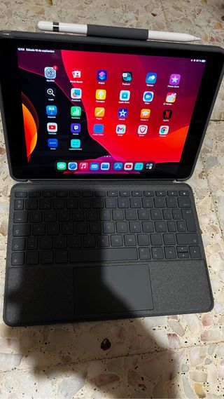 IPAD 7g 10.2"+ Apple Pencil + Logitech Combo Touch