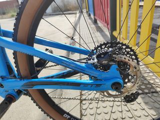 BH LYNX RACE CARBON RC 29", TALLA XL