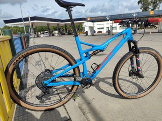 BH LYNX RACE CARBON RC 29", TALLA XL
