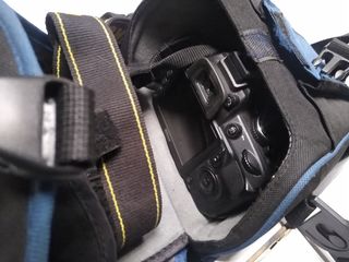 Cámara Nikon + accesorios