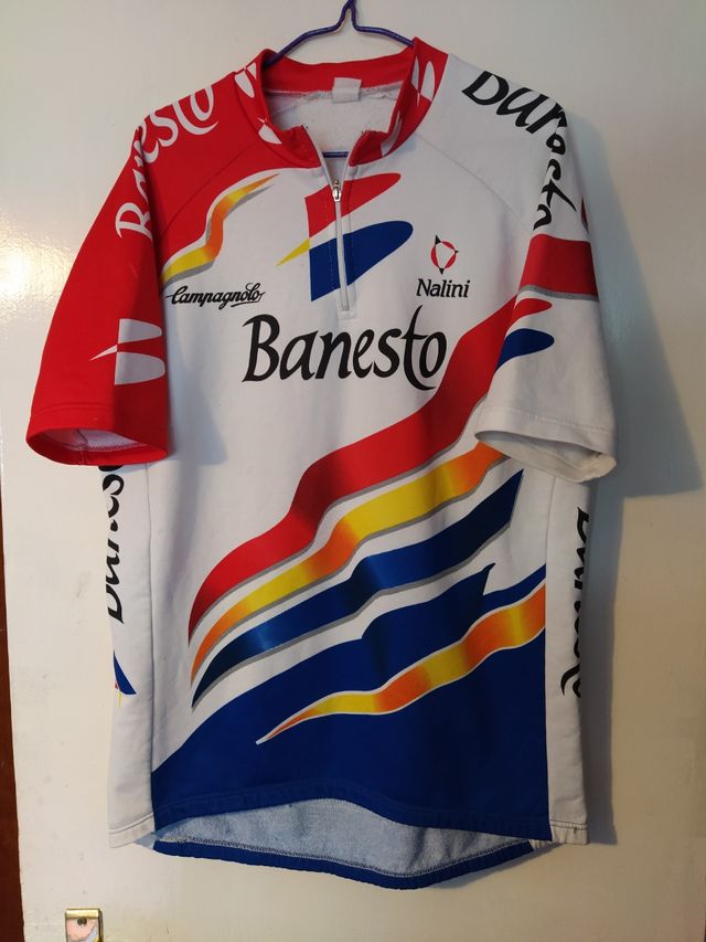 2 maillots de ciclismo