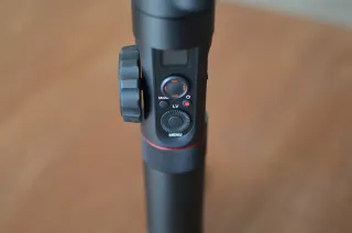 Zhiyun Crane 2 gimbal DSLR