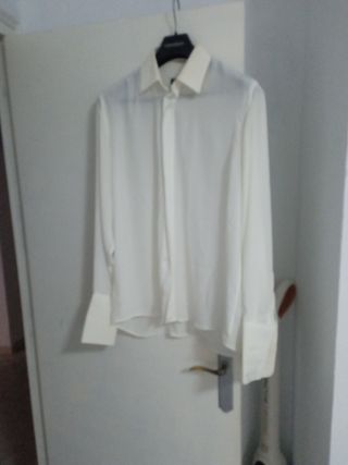 Traje de novio marca caramelo