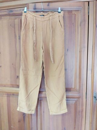 Pantalón Stradivarius