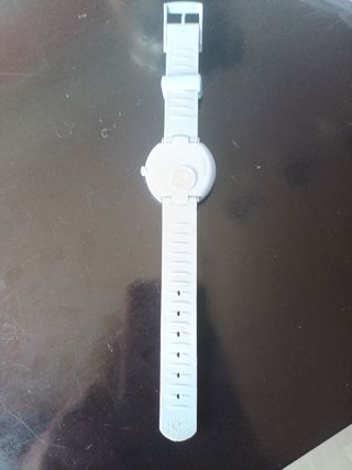 Reloj swatch pequeño