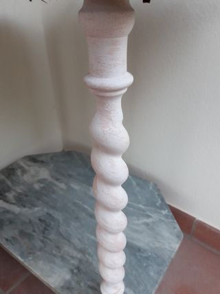 Tavolino in marmo shabby chic x allestire vetrine