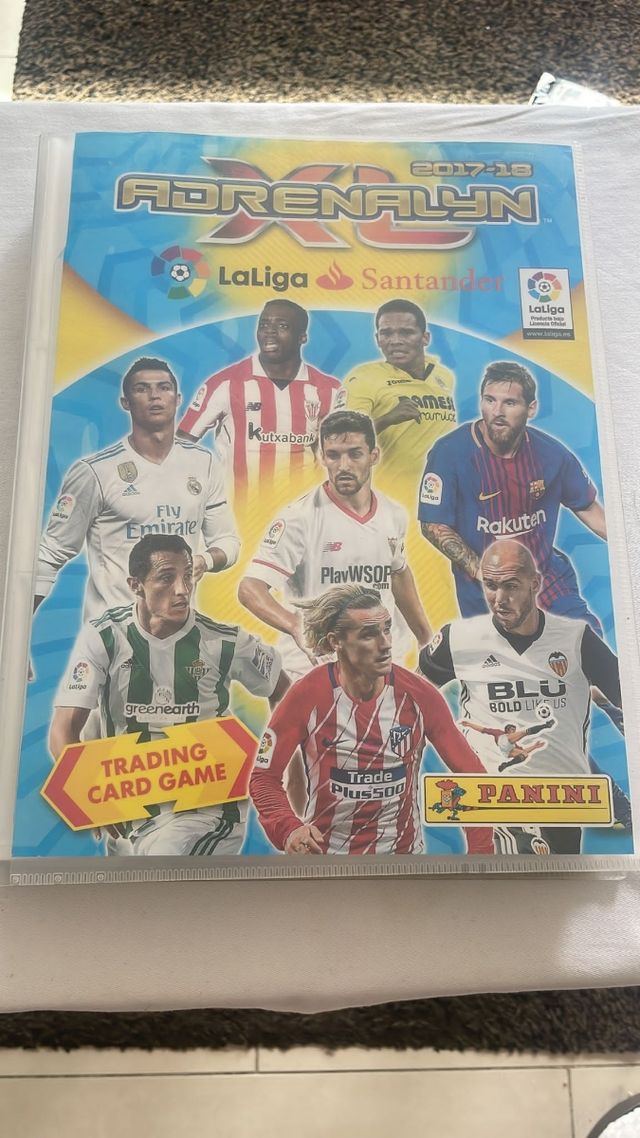 Album casi al completo solo faltan tres cartas