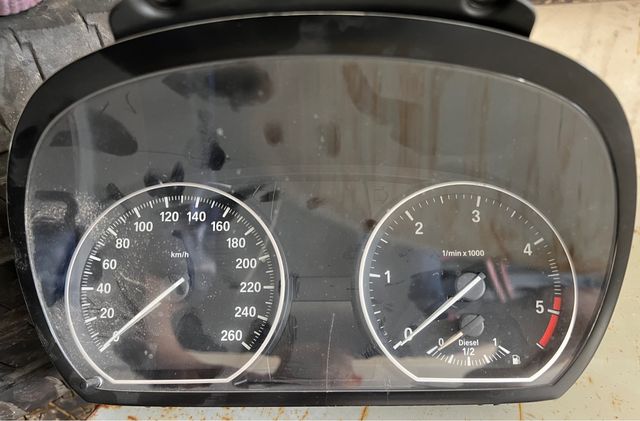 marcador serie 1 120d 2009