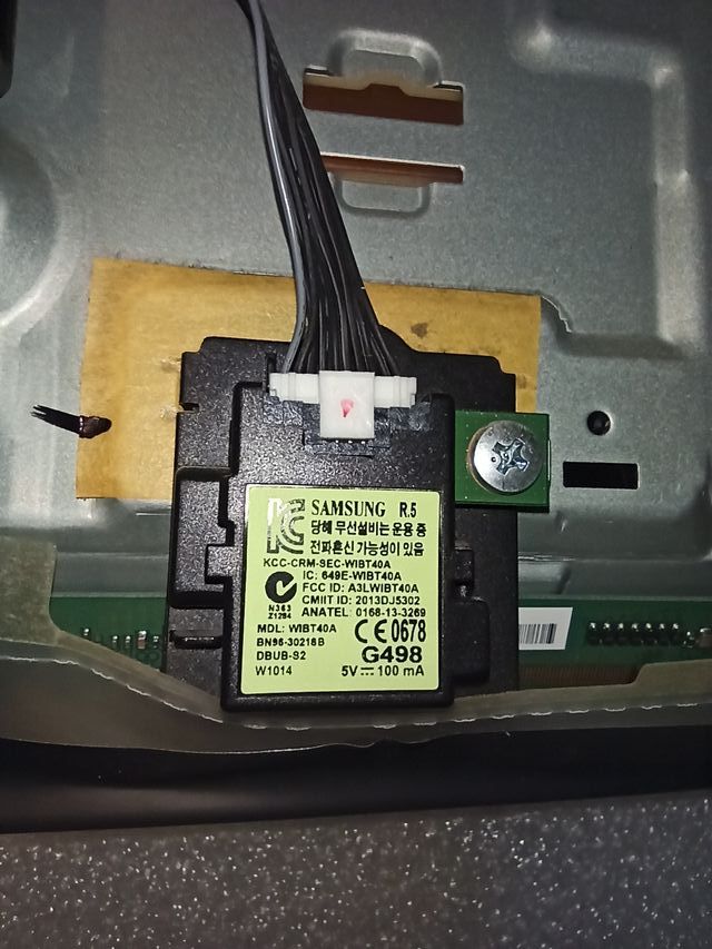 TV a infrarossi Samsung UE48H6400AWXXC e Bluetooth