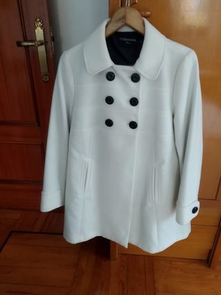 ABRIGO DE PAÑO BLANCO