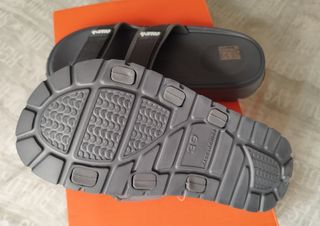 CHANCLAS/SANDALIA NUEVAS TALLA 38.5