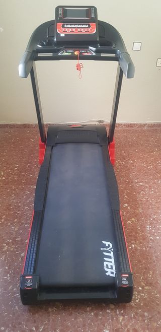 MÁQUINA  FITTER...IMPECABLE