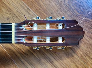 Oferta Guitarra flamenca artesanal Tomás Leal