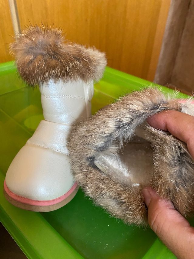 botas pelito niña talla 29