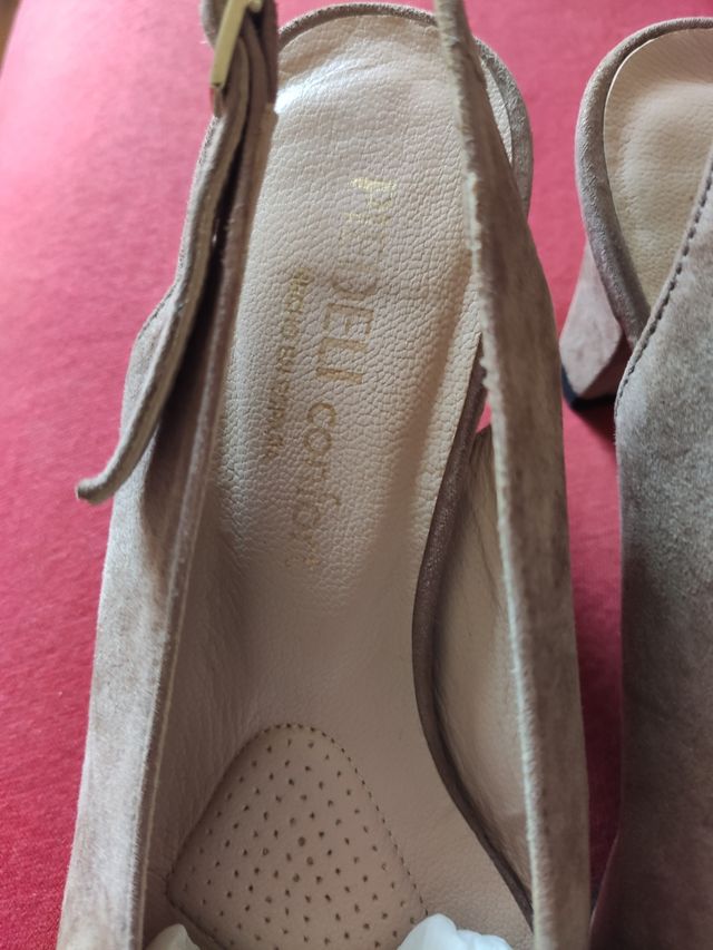 Zapato de señora abierto