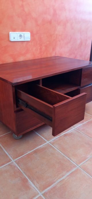 Mesa CUBIC auxiliar baja o mueble TV