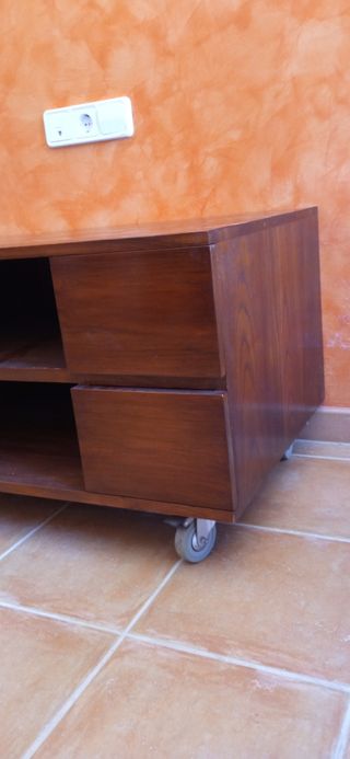 Mesa CUBIC auxiliar baja o mueble TV