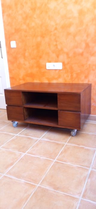 Mesa CUBIC auxiliar baja o mueble TV
