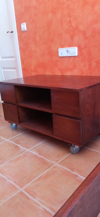 Mesa CUBIC auxiliar baja o mueble TV