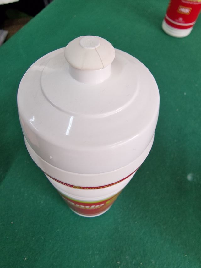 2 Borracce pubblicitarie Pluramin 12 Farma Derma