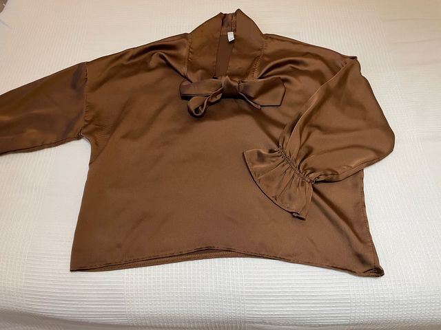 camicetta marrone