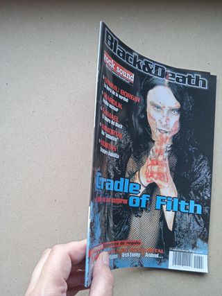 Revista Rock Sound Black and Death