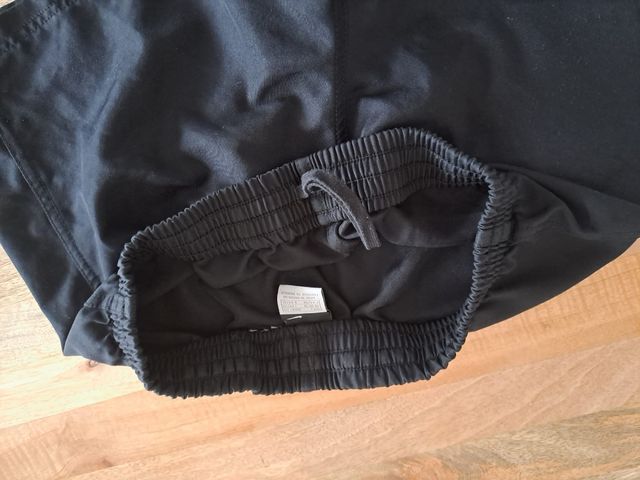 Short  deporte  Nike