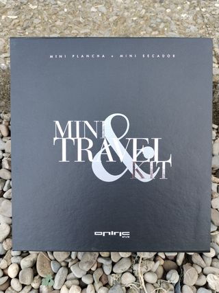 Mini secador y mini plancha de pelo