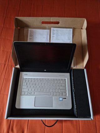 Computer portatile HP ENVY 13,3" argento