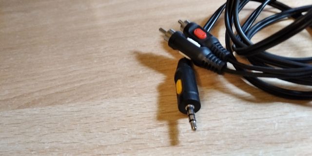 2 cavi RCA - MINI JACK