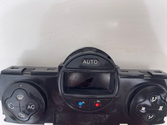 mando climatizador renault meganeII  2005-07