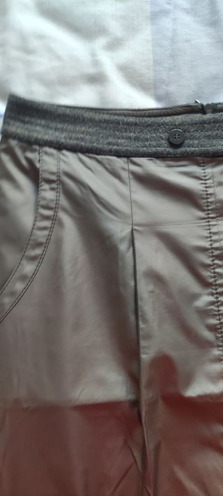 Traje chaqueta y falda