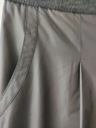 Traje chaqueta y falda