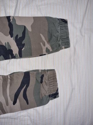 Pantaloni junior color militari Jack and Jones
