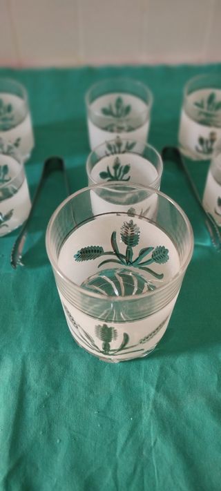 Servizio aperitivo da sei con portaghiaccio.