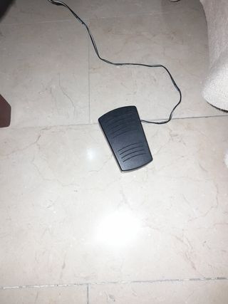 Maquina de coser niña