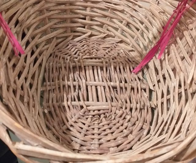 CESTA MIMBRE DECORADA