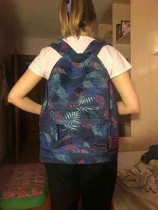 Mochila Escolar "Woke up in Paradise"