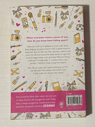 Pop Girl: Signed With a Kiss