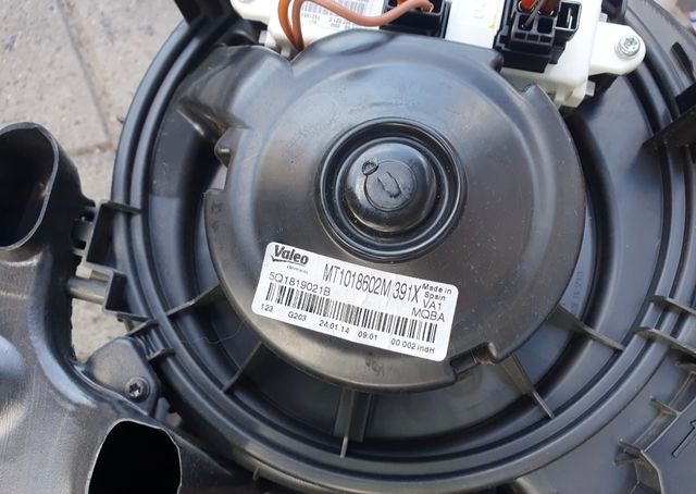 Caja calefacción seat leon 5f fr leon mk3 SIN MOTO