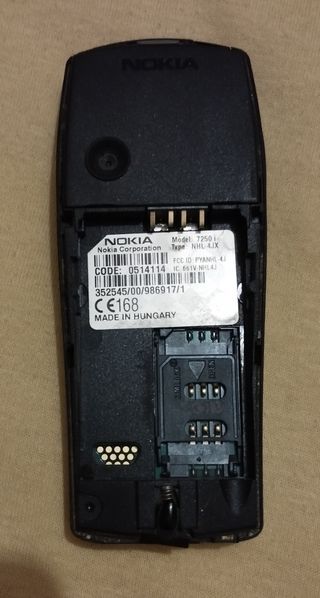 Nokia 7250i. La pantalla no se ilumina.