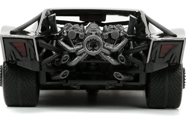 BATMAN BATMOBIL COLECCIONISTA