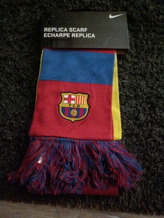 BUFANDA NIKE FCB