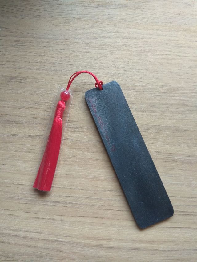 Marcapáginas madera pintado a mano