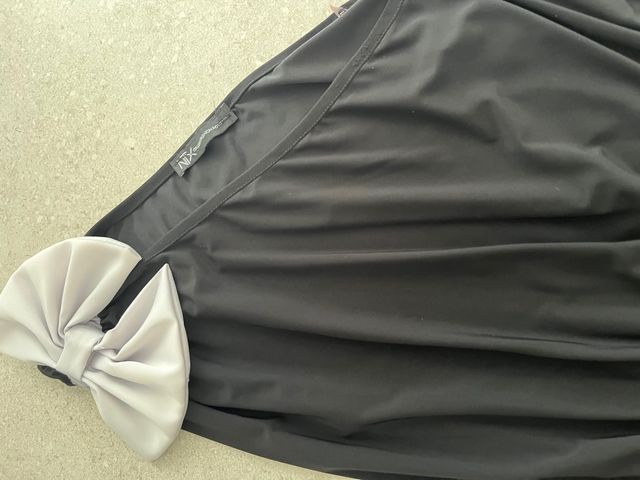 abito monospalla nero