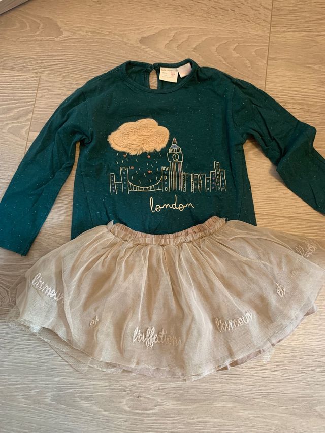 Conjunto de falda y camiseta de Zara. Talla 2-3