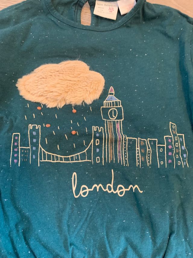 Conjunto de falda y camiseta de Zara. Talla 2-3