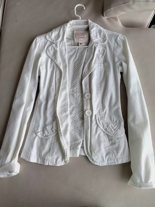 Cazadora vaquera blanca