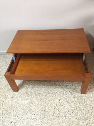 Mesa centro elevable en perfecto estado,
