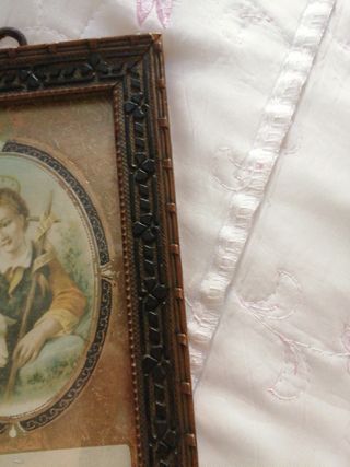 antica cornice lavorata con immagine del 900